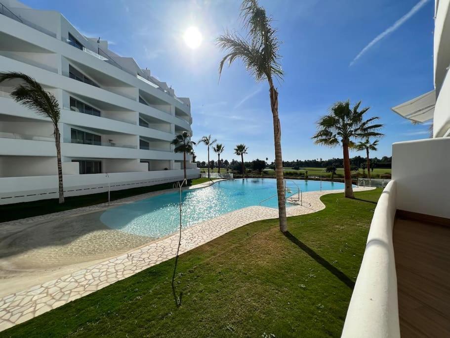 Pushe Playa Granada Beach & Golf 10 Мотрил Екстериор снимка